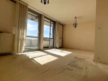 vente appartement 3 pièces à lorient centre ville (56100) : à vendre 3 pièces / 70m² lorie