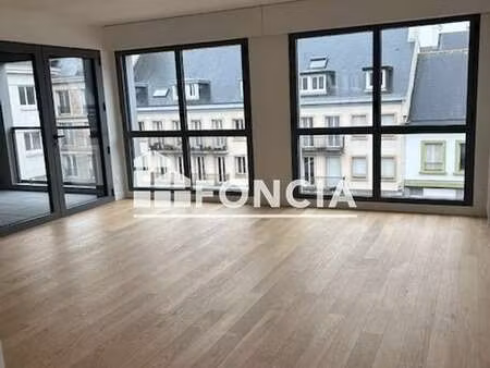 location appartement 3 pièces à lorient (56100) : à louer 3 pièces / 69m² lorient