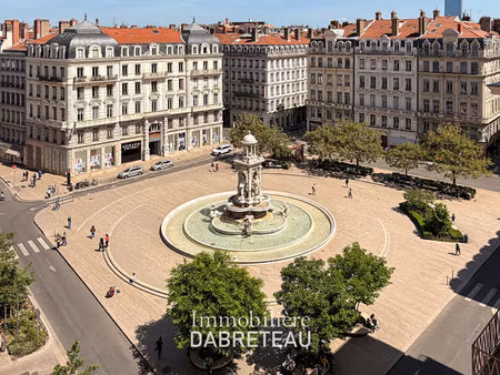 location appartement 3 pièces 109 m² à lyon 2 (69002)