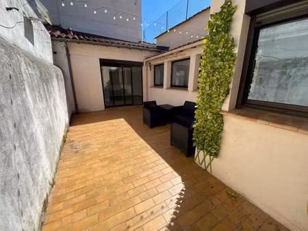 maison de ville avec grande terrasse