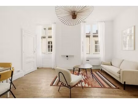 appartement t3 rénové au cœur de la presqu'île