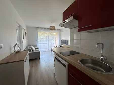 t2 de 31.53 m2 rue du generale fauconnet