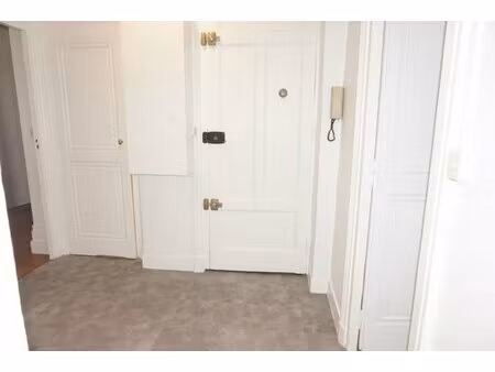 f3 15 bis rue chinard lyon 9