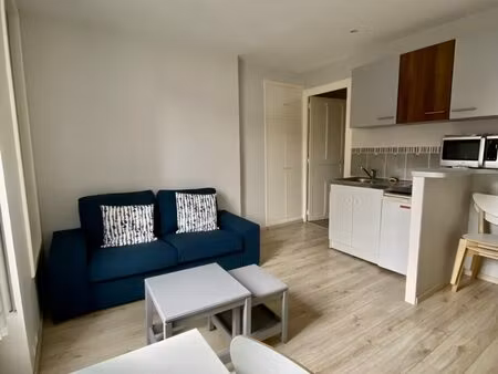 - pau - t1 bis de 24 m2 - meublé -