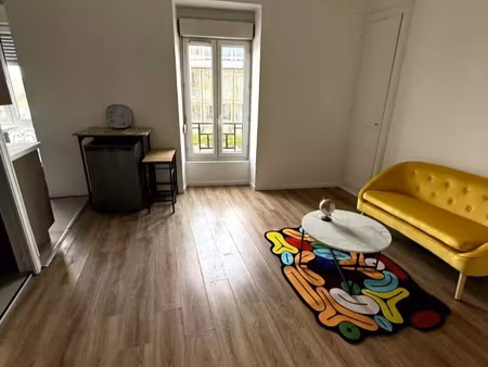 vente immeuble 111 m² le mans (72000)