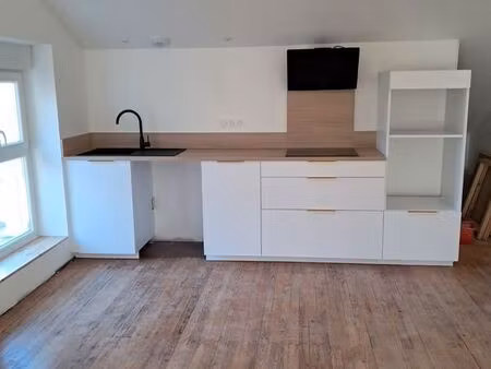 t2 – 60 m² - excellent état-clim-extérieur-dernier étage– quartier roulandou