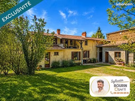 propriété 7 pièces 187 m²
