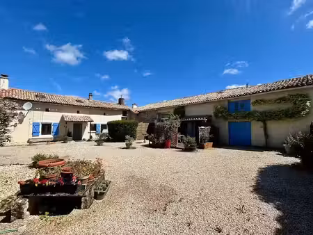 vente maison 11 pièces 177 m² à messe (79120), 253 500 €
