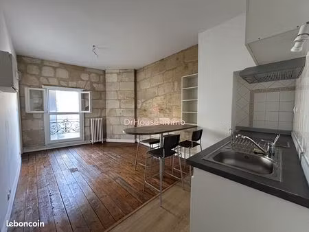 immeuble 7 pièces 100 m²