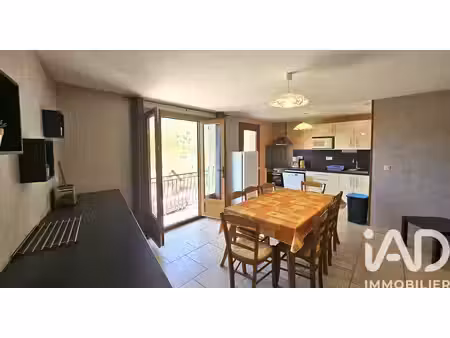maison de village à réallon (05160)