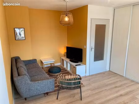 t1 bis meublé 47m² avec parking – proche tram