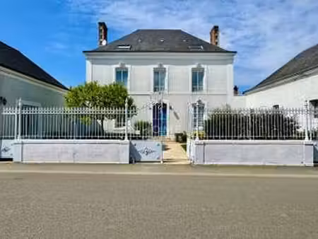 vente maison à marolles-les-braults (72260) : à vendre / 254m² marolles-les-braults
