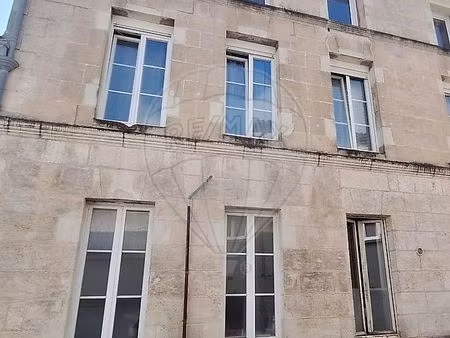 immeuble 6 pièces 236 m²