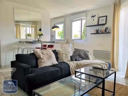 appartement à louer 2 pièces 49.9 m² - avignon (84) - 608€