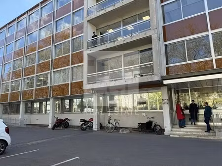 location bureaux 68 m²