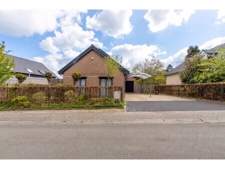 rusting gelegen villa met tuin