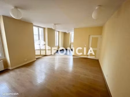 appartement 3 pièces 80 m²
