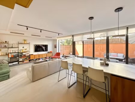 maison de ville à vendre dans le quartier côte pavée-l hers-la terrasse