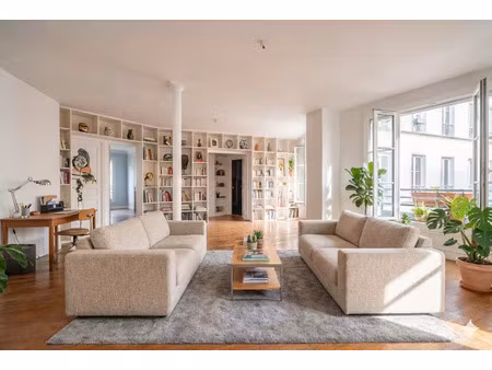 paris 3ème - saint avoye - appartement aux volumes genereux