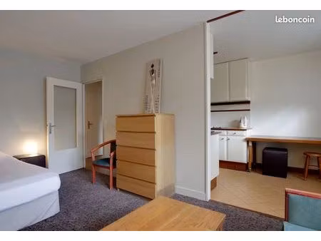 studio 1 pièce 35 m²