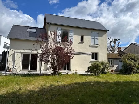 maison de ville de 92m2 avec jardin au bord de l'eau