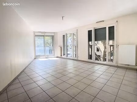 appartement 3 pièces 69 m²