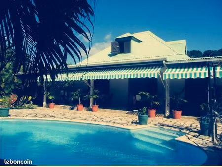 villa standing secteur lamentin