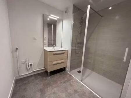 location appartement 2 pièces à laval centre-ville préfecture (53000) : à louer 2 pièces /