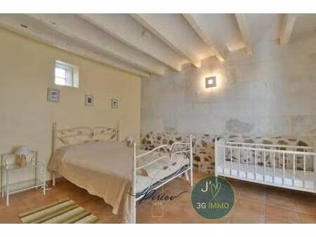 vente maison à saumur (49400) : à vendre / 252m² saumur