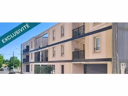 studio rénové pessac centre avec grande terrasse