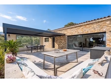 villa traditionnelle contemporaine t6 / gd terrain / la ciotat q