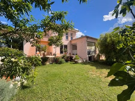 villa contemporaine saint clement 5 pièce(s) 150 m2 garage sue terrain 816 m2
