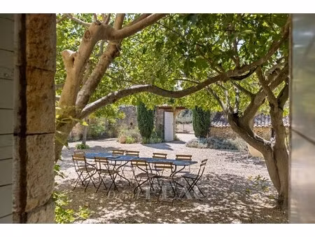 maison de luxe à vendre dans le quartier temps perdu-la trinque