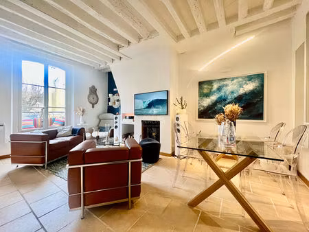'versailles saint-louis' bel appartement meublé de 3 pièces 41 m2 avec cave !
