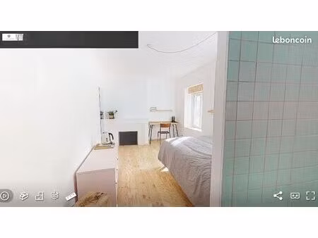 chambre 5 pièces 110 m²