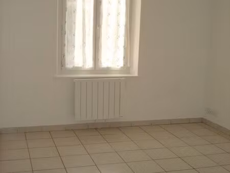 châteaudun f2 rdc 40m² proche centre ville et gare