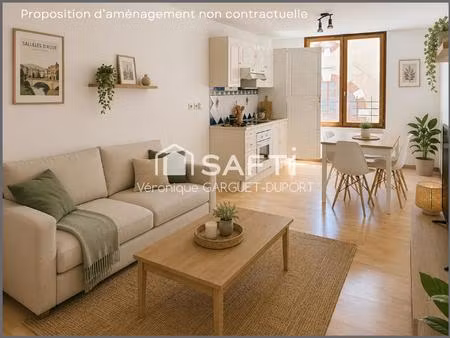 immeuble rénové 2 t3 + garage - centre village