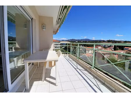 nouveauté appartement dernier étage avec terrasse ? résidence de standing à valescure