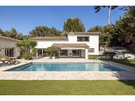 antibes - saint-maymes - domaine fermé