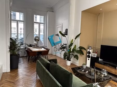 à louer maison 177 m² – 2 550 € |lille