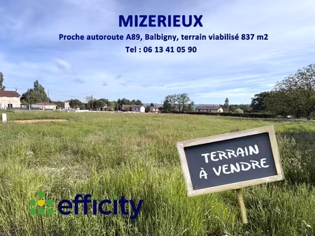 terrain - 837 m²