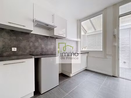 location appartement 2 pièces 33m²