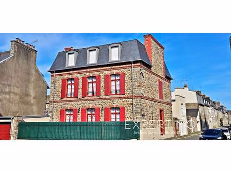 vente maison à saint-brieuc (22000) : à vendre / 254m² saint-brieuc