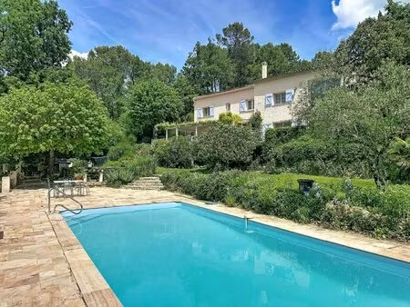 maison provençale, piscine, maison d’amis dans paradis bucolique