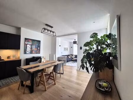 bel appartement 2 chambres à saint-gilles