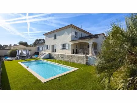 elegante villa avec vue dégagée sur les collines - mzicbr00023
