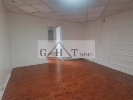 a louer 75 m² de bureaux a aubervilliers
