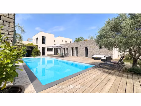 vente maison 7 pièces 285 m² montpellier (34000)