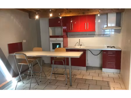 location maison, 48 m² t-2 à nîmes, 540 €