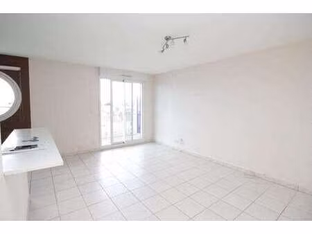 location appartement 2 pièces à saint-nazaire (44600) : à louer 2 pièces / 45m² saint-naza
